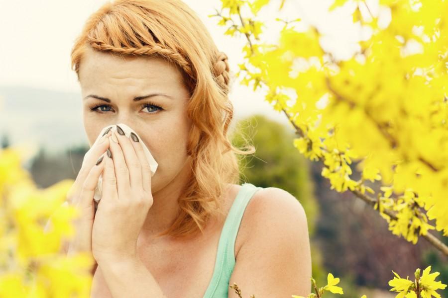 Woman-with-Allergies