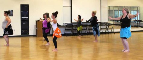 hula dancers