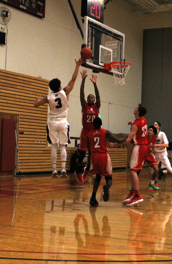 Raiders vs. Everett Trojans