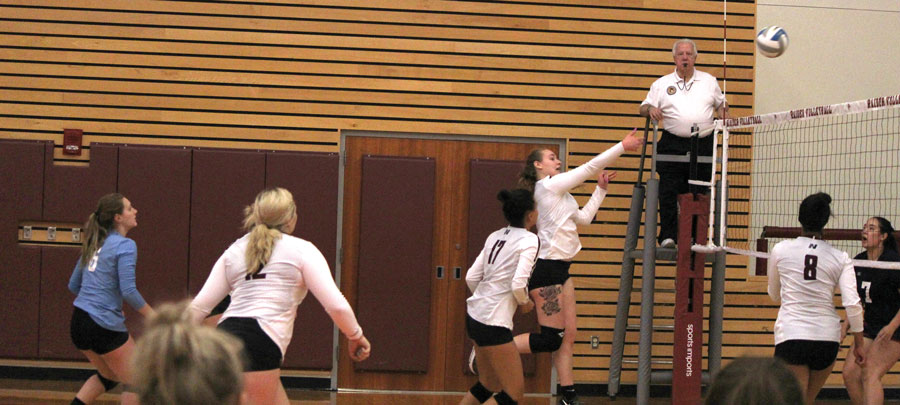 Raiders vs. Skagit Valley Cardinals