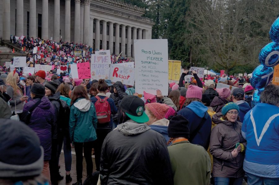 Crowds of the Women’s March at the courtyard