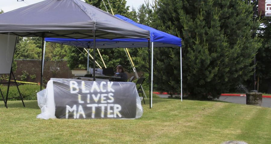 Steilacoom High School’s sign-making setup.
